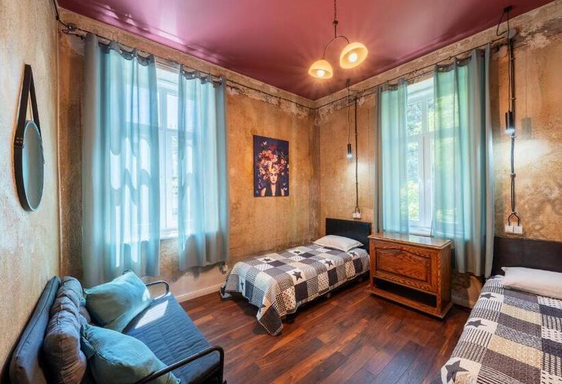 غرفة ديلوكس مطلة على المدينة, Guest House 32