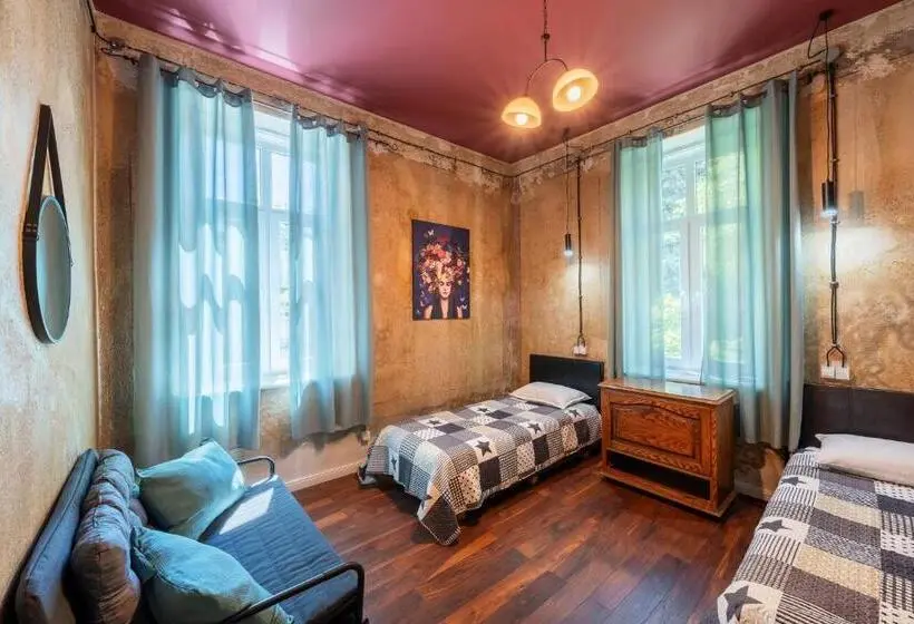 Habitación Deluxe Vista Ciudad, Guest House 32
