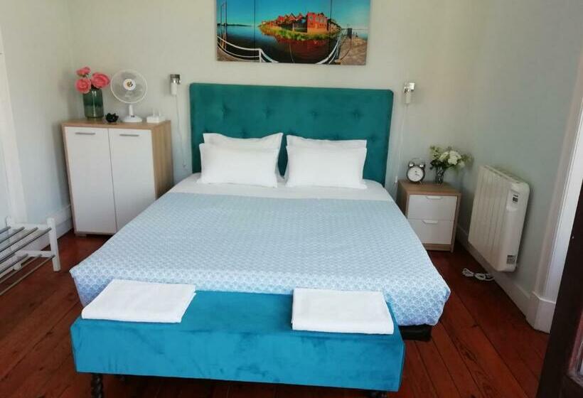 اتاق استاندارد با سرویس بهداشتی مشترک, Casa Azul Hostel