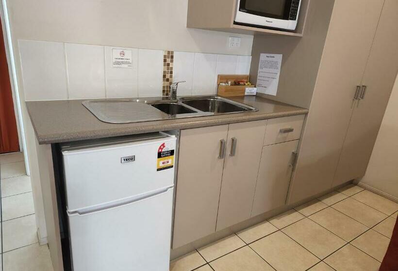 Номер Стандарт Адаптированный для Инвалидов, Charters Towers Motel