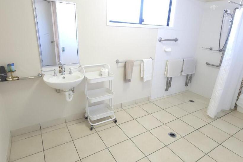 身障者適用スタンダードルーム, Charters Towers Motel