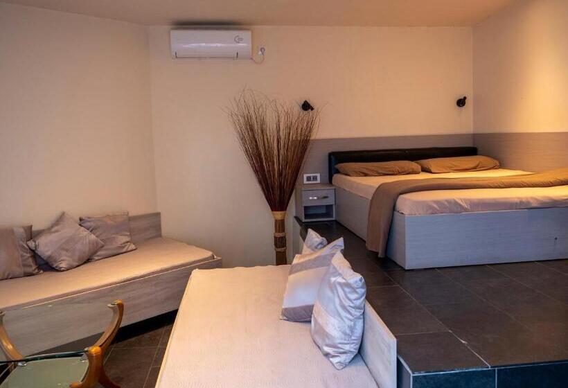 Junior Suite Erdgeschoss, Design Hotel Logatero