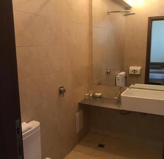 １階のスタンダードルーム, Design Hotel Logatero