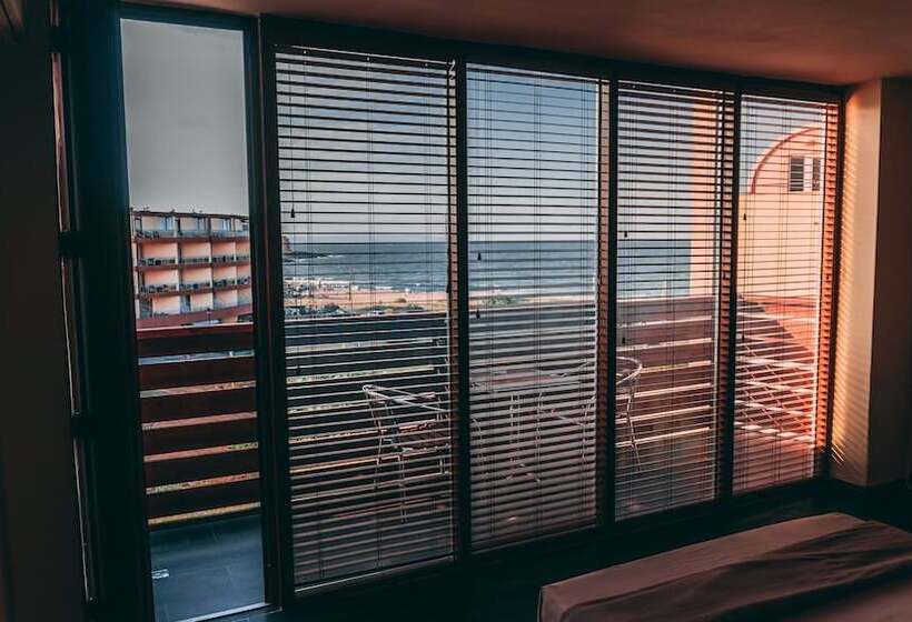 Standard Studio mit Balkon und Meerblick, Design Hotel Logatero