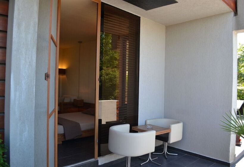 Standardzimmer Erdgeschoss, Design Hotel Logatero