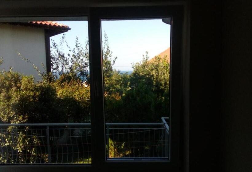 스탠다드 발코니 룸, Family Hotel Atlas