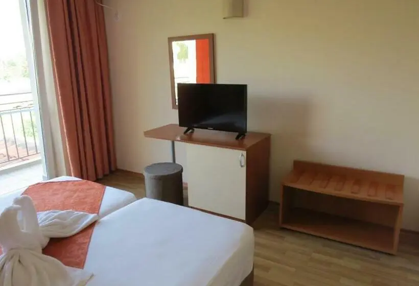 اتاق استاندارد با بالکن, Family Hotel Dayana Beach