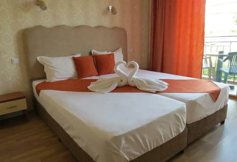 اتاق استاندارد با بالکن, Family Hotel Dayana Beach