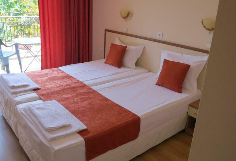 스탠다드 발코니 룸, Family Hotel Dayana Beach