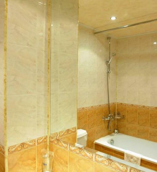 Номер Стандарт Индивидуальный, семеен хотел сокол