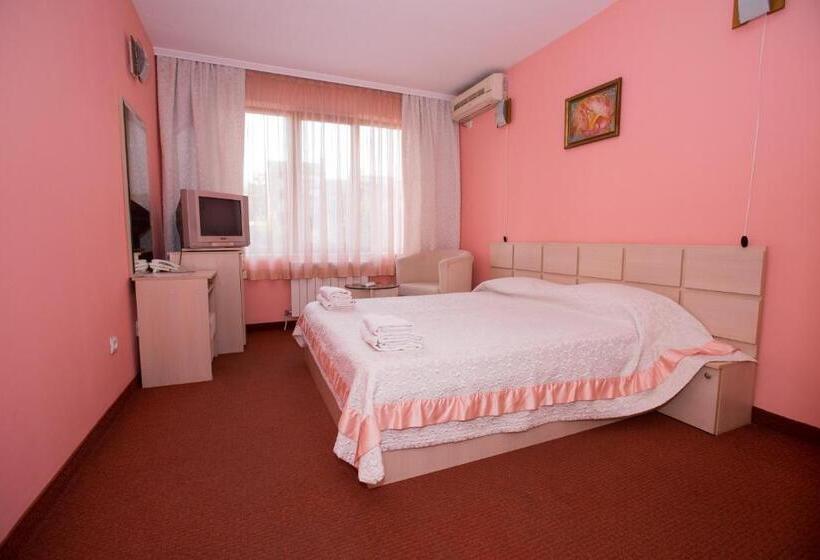 Номер Стандарт, семеен хотел сокол