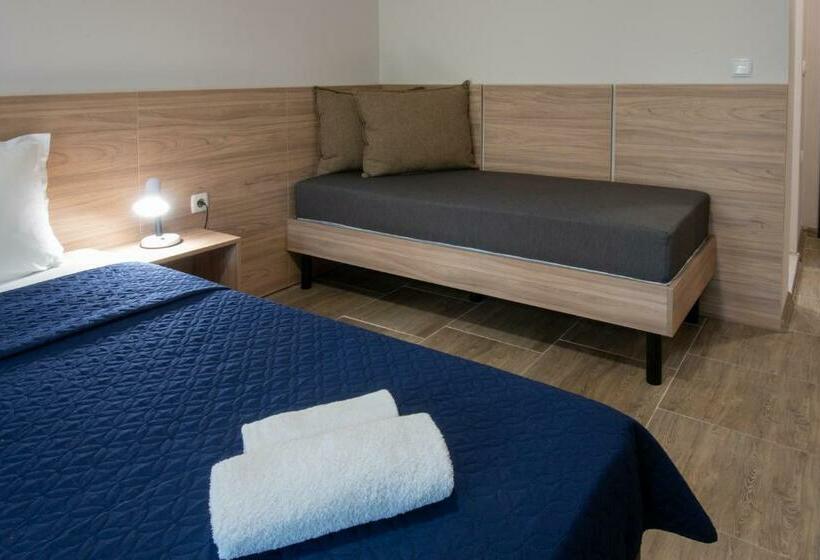 غرفة ديلوكس, Ariana