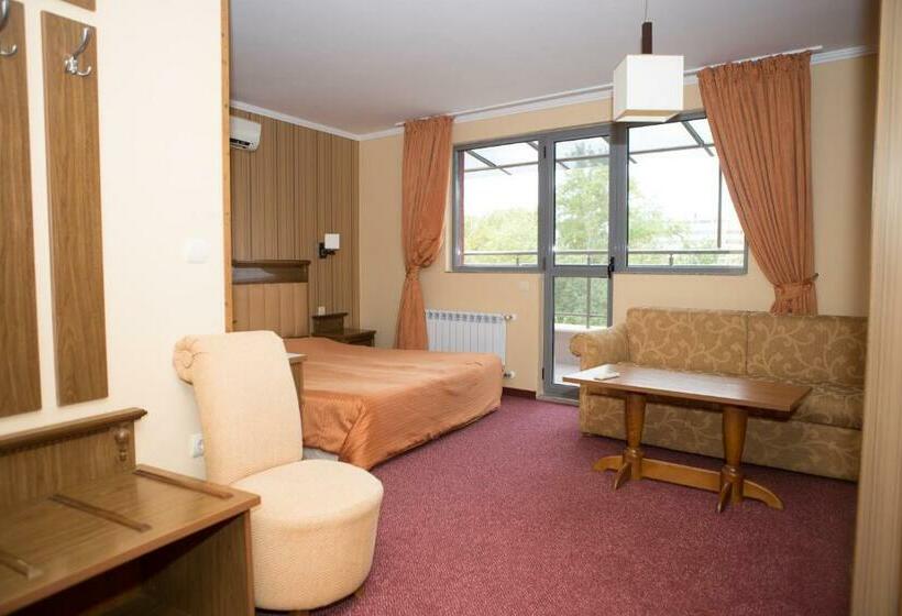 주니어 스위트, Bordo