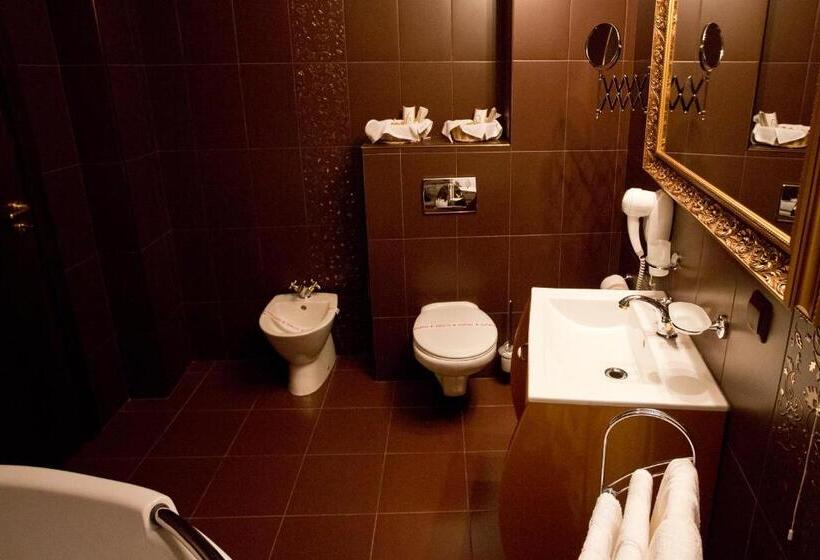 סוויטת ג'וניור, Diamond