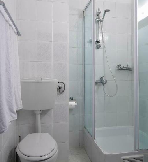 Quarto Familiar, Elmar