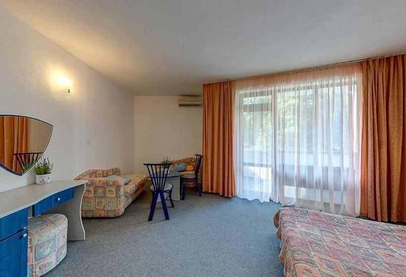 Quarto Familiar, Elmar