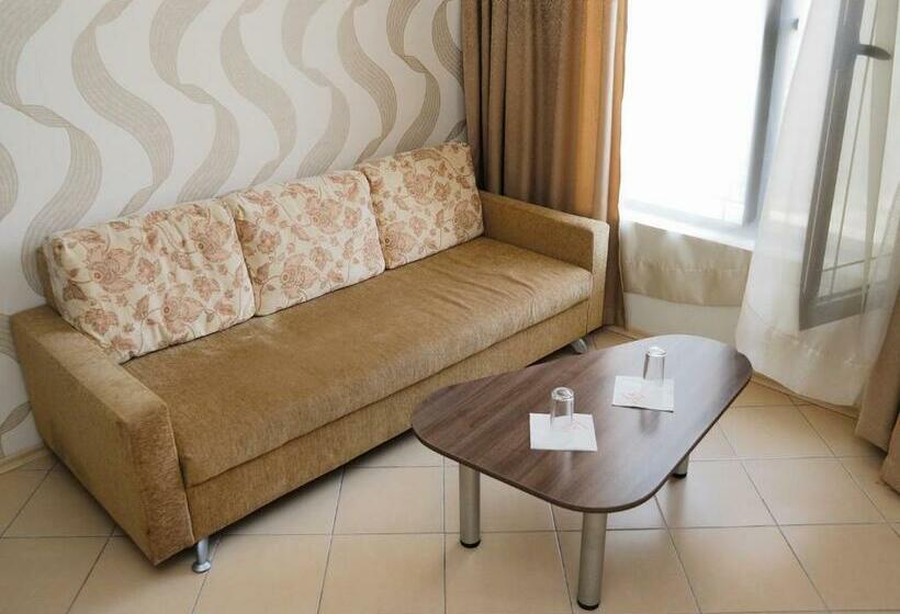 סוויטה עם מרפסת, Eos