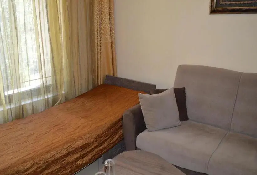 3-Bett-Standardzimmer, Eos