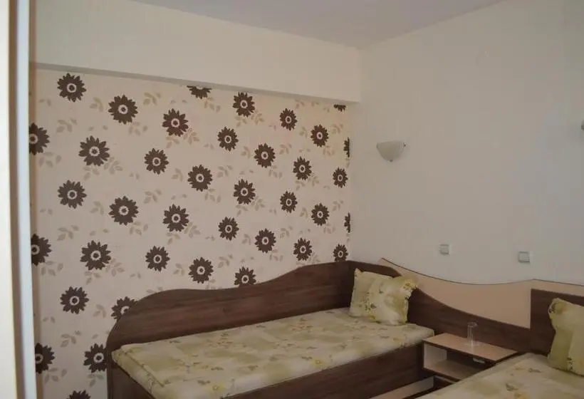 3-Bett-Standardzimmer, Eos