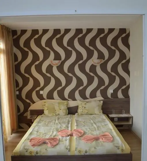 Standardzimmer Kingsize Bett, Eos