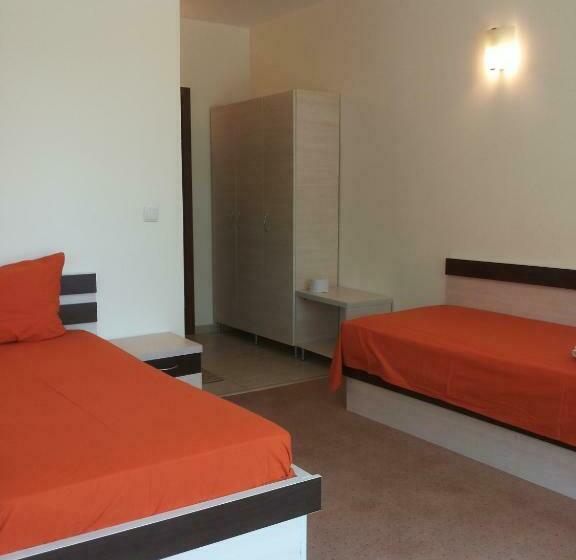 스탠다드 룸, Golden Lion