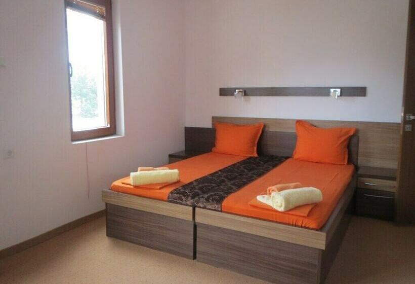 스탠다드 룸, Golden Lion