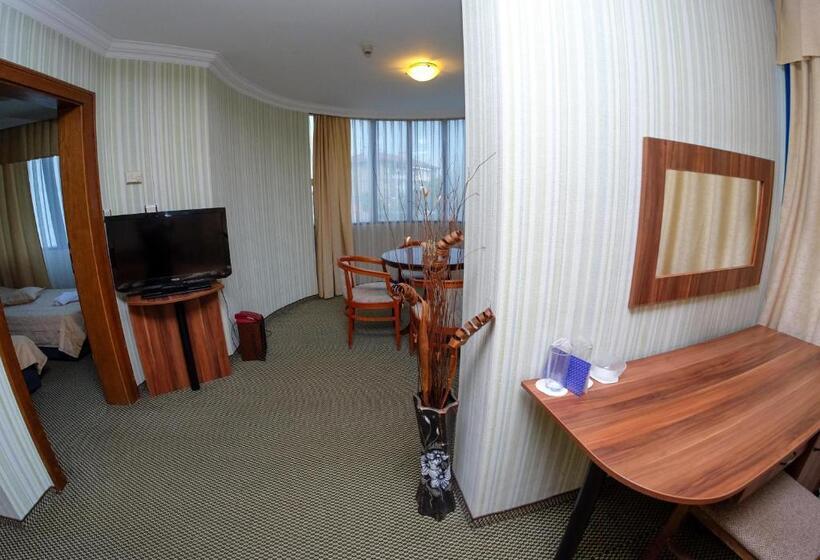 スイート, Haskovo