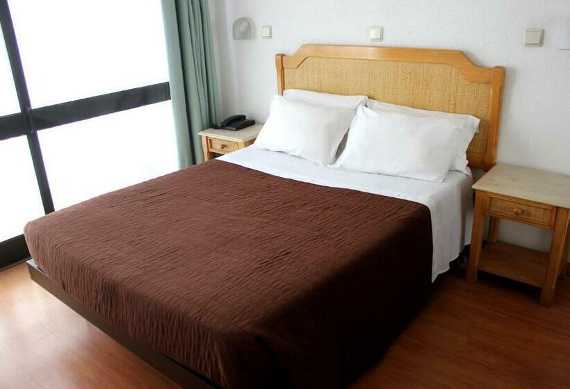 Номер Стандарт, Mar Azul