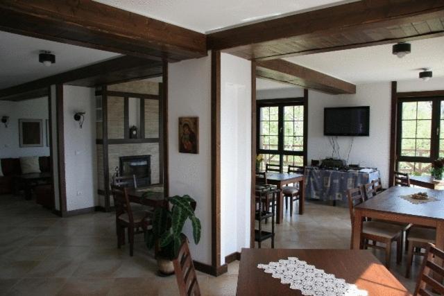 غرفة قياسية, Milkana