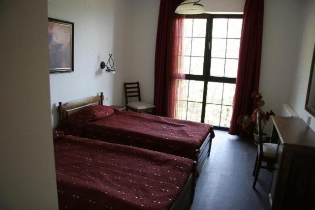 غرفة قياسية, Milkana