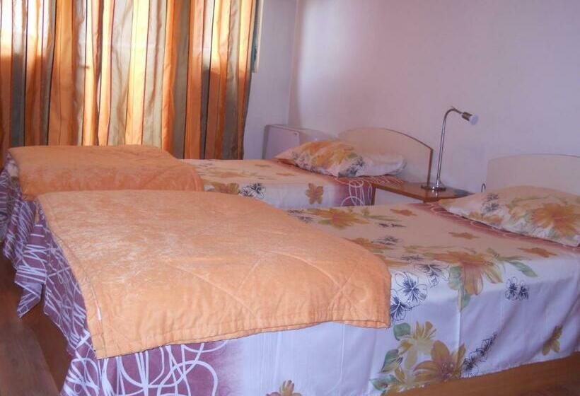 غرفة قياسية, Orient