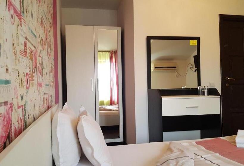 标准间, Priyateli   Friends