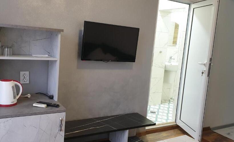 套房, Priyateli   Friends