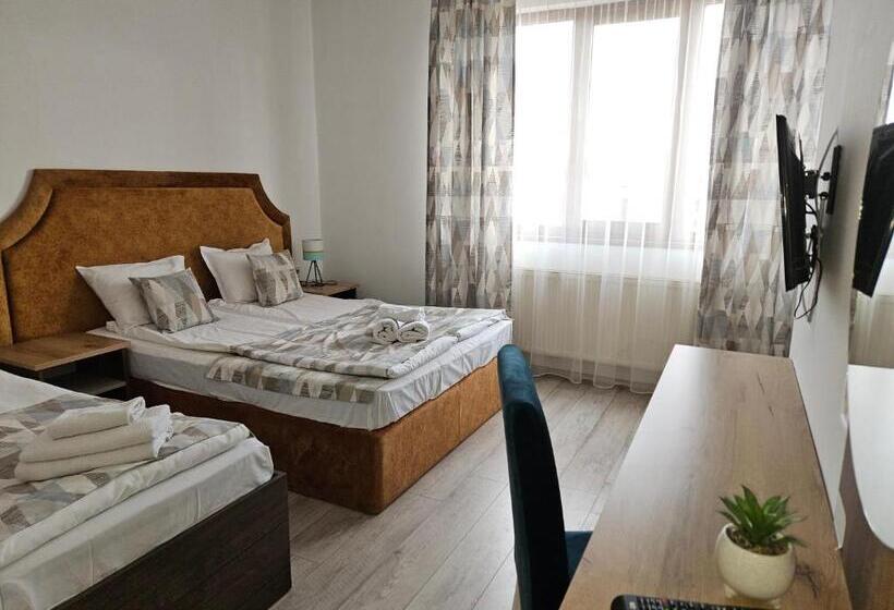 家庭套房, Priyateli   Friends