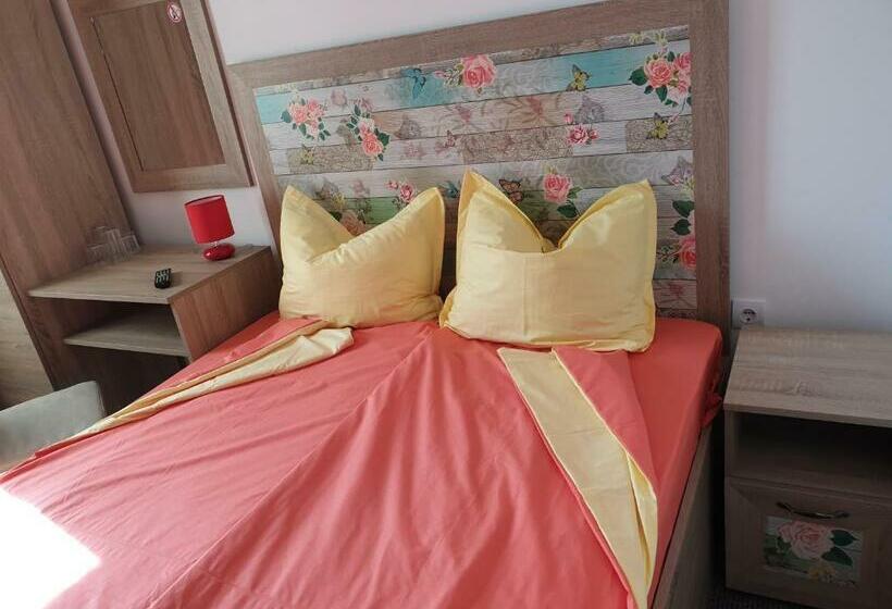 经济房, Priyateli   Friends