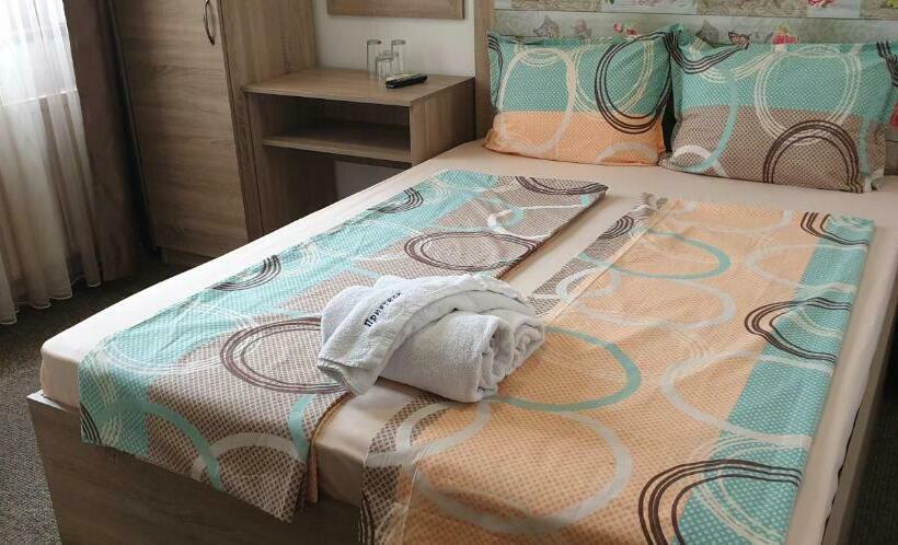 经济房, Priyateli   Friends