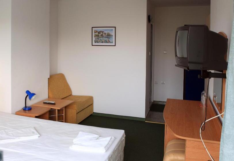 חדר סטנדרט עם מרפסת, R&g