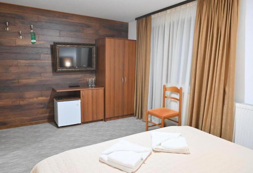 Номер Deluxe с Балконом, Rothmans