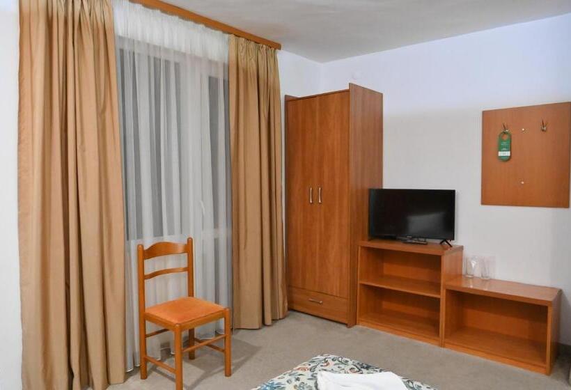 Номер Deluxe с Балконом, Rothmans