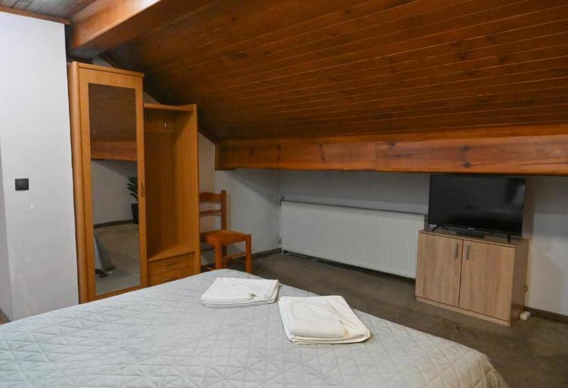 Номер Deluxe с Балконом, Rothmans