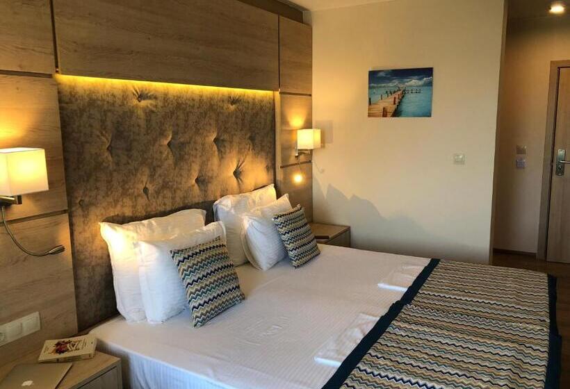 발코니 가든 전망 스탠다드 룸, Royal Bay Resort   All Inclusive And Free Beach Accsess