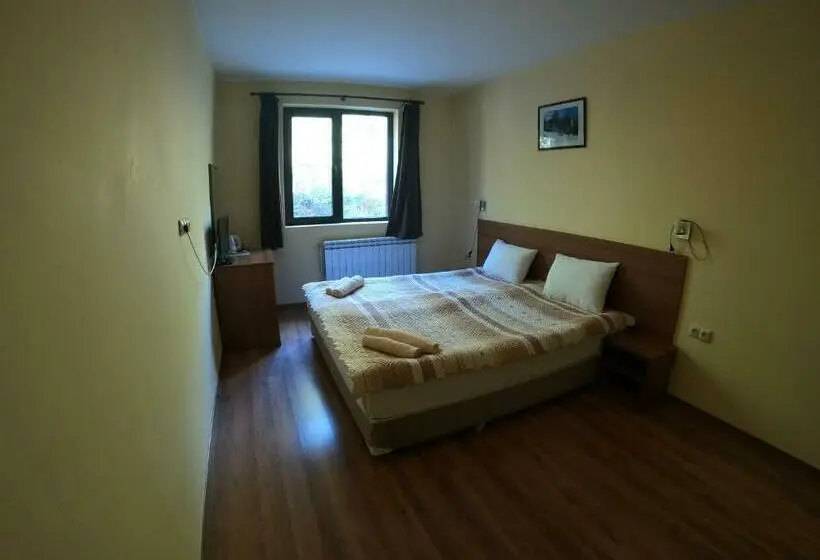 スイート, Rusaliite Adventure House