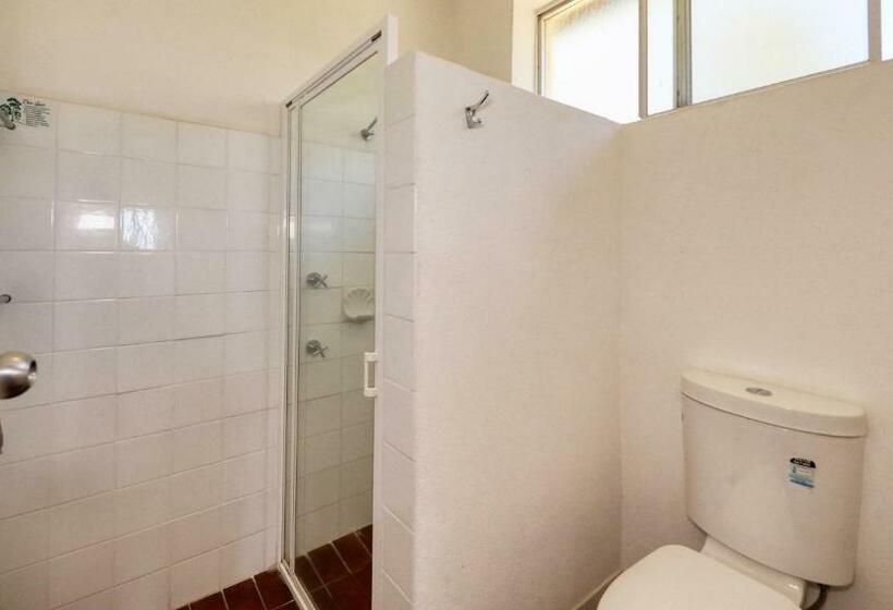 חדר משפחתי, Bishops Lodge Narrandera