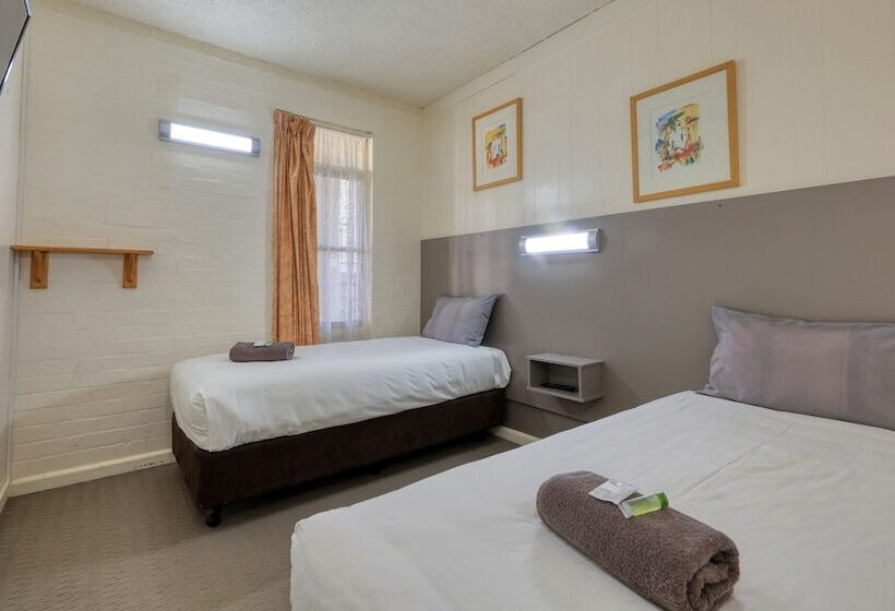 스탠다드 룸, Bishops Lodge Narrandera