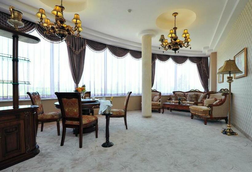 סוויטה דלוקס, Park Hotel Stara Zagora