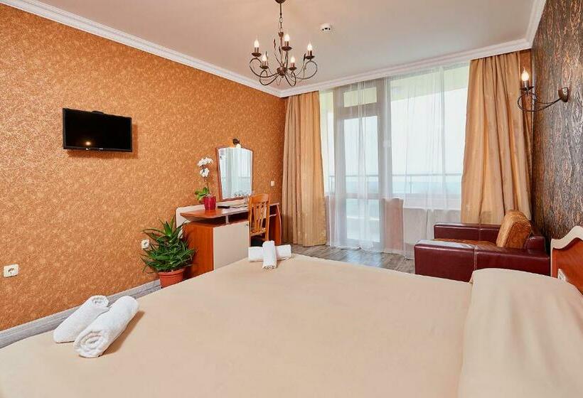 غرفة قياسية مزوَّدة بشُرفة, Petar And Pavel Hotel & Relax Center