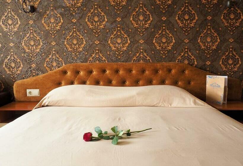 غرفة قياسية مزوَّدة بشُرفة, Petar And Pavel Hotel & Relax Center