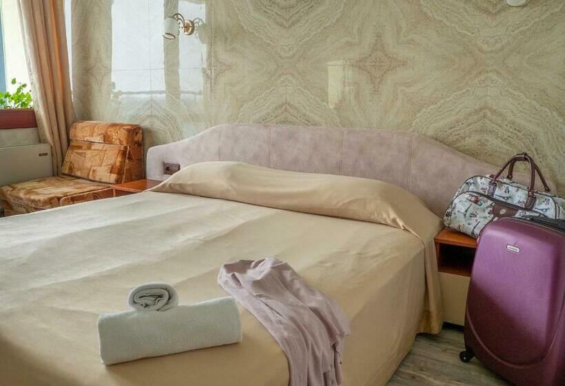 غرفة قياسية مزوَّدة بشُرفة, Petar And Pavel Hotel & Relax Center