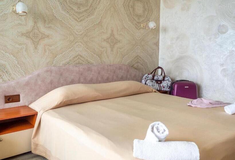 غرفة قياسية مزوَّدة بشُرفة, Petar And Pavel Hotel & Relax Center