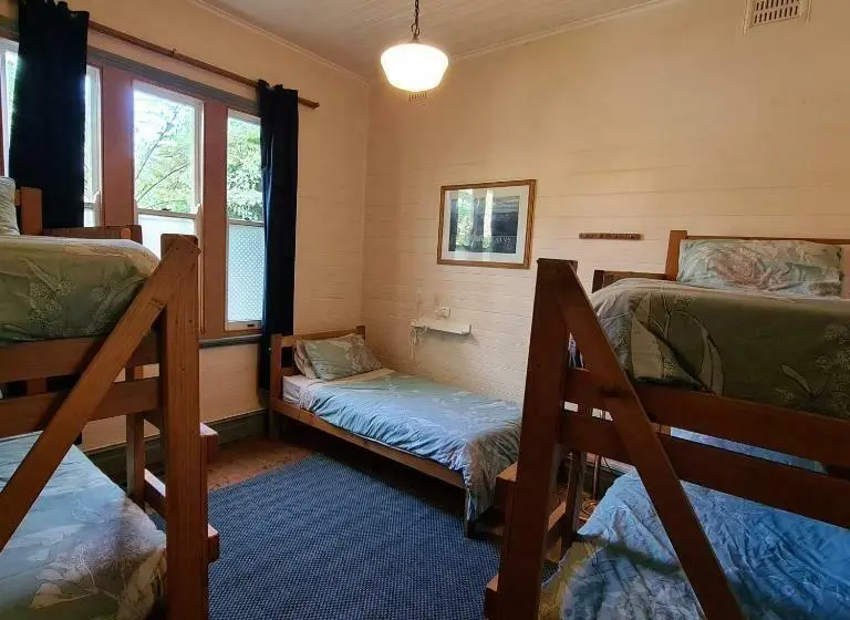 Vuode Makuusalissa, No14 Lovel St